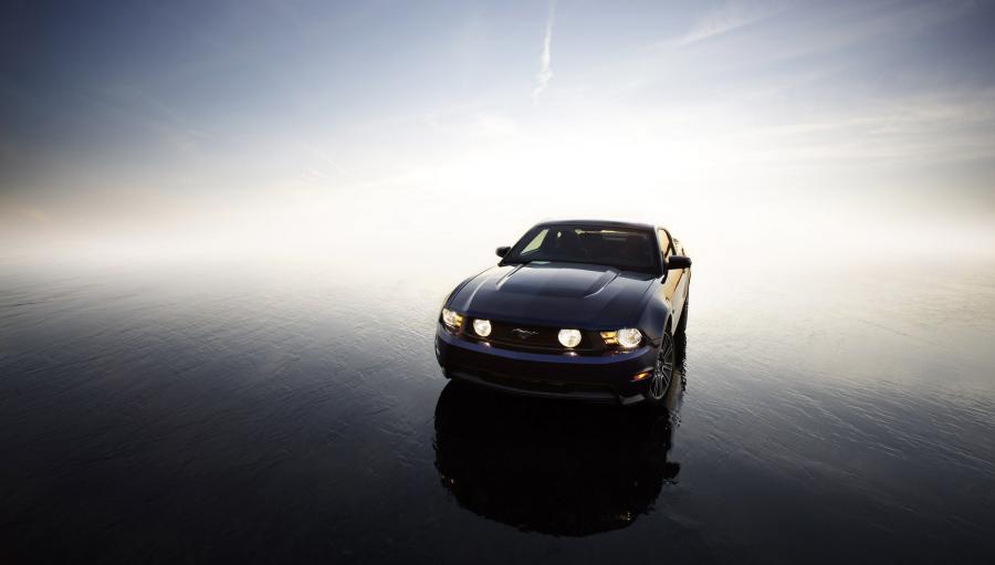  Ford Mustang GT 2010 года  (фото 173 из 213)
